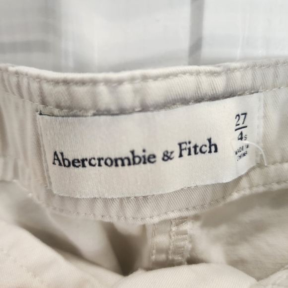 Abercrombie & Fitch Relaxed Cargo Pant, Size 4 Short,/27, Cream - Picture 8 of 10